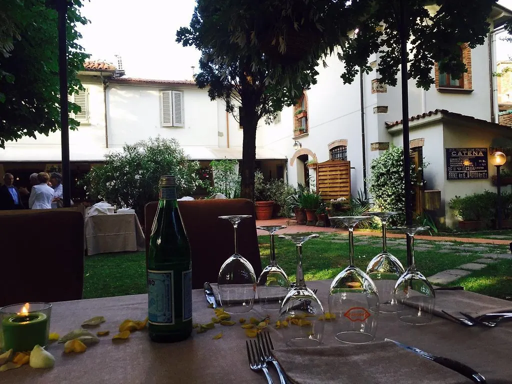 ***  Hotel La Bussola Da Gino Quarrata Italia